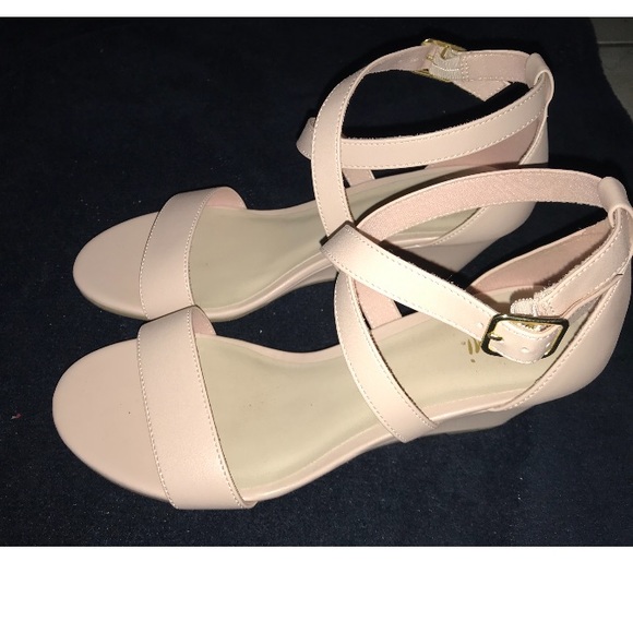 Light Pink Heels - Picture 3 of 3